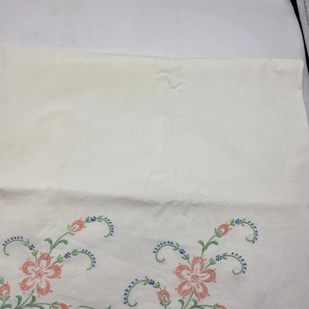 Vintage Embroidered Pillowcase Floral Cottagecore Lace Trim Shabby‎ Chic